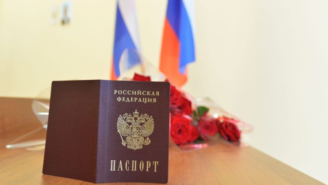 Dmitri Peskov: Rusia va riposta în cazul în care UE suspendă vizele ruşilor