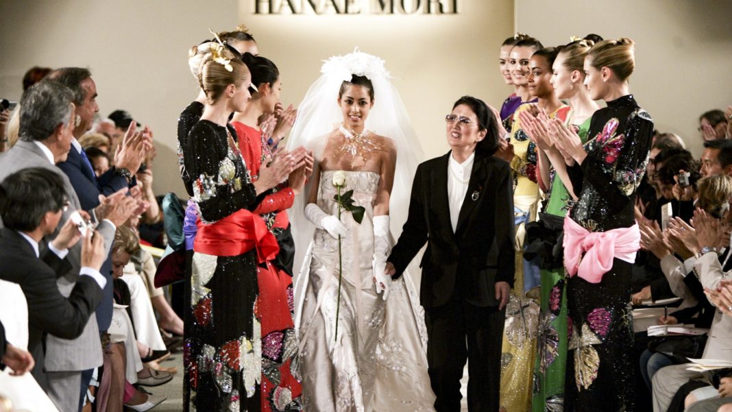 A murit creatoarea de moda japoneza Hanae Mori