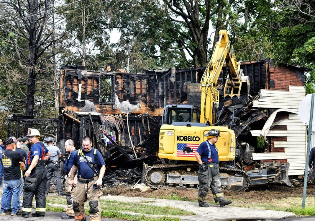 Trei copii și șapte adulți, morți într-un incendiu în statul Pennsylvania