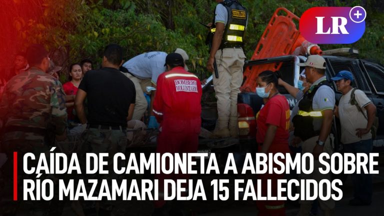 (VIDEO) Peru: 16 morți după ce o camionetă a căzut într-o prăpastie