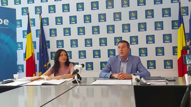Ce schimbări vor fi pentru elevi şi profesori, după noua Lege a Educaţiei