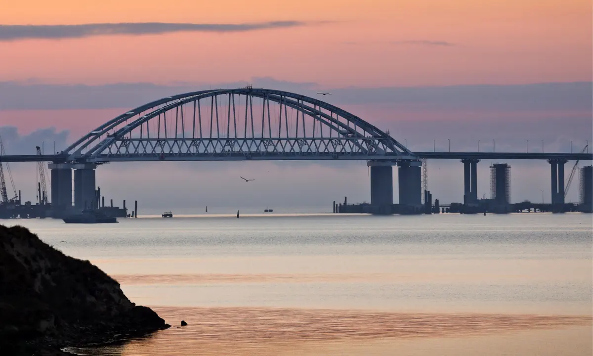 Rușii fug din Peninsula Crimeea