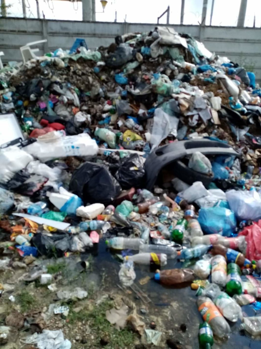 Primăria Turburea, amendată de Garda de Mediu cu 15.000 de lei pentru poluare