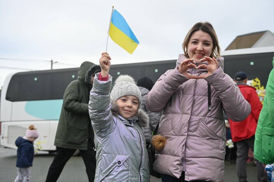 80% dintre refugiaţii ucraineni din Franţa sunt femei şi copii, care menţin legături cu soţii, taţii şi fiii rămaşi în Ucraina pentru a lupta şi care doresc să se întoarcă în Ucraina