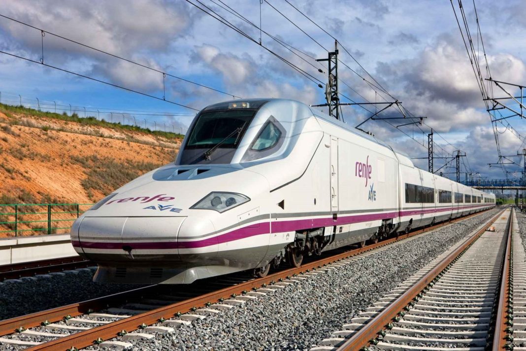 Circulația trenurilor de mare viteză pe ruta Madrid-Barcelona ale operatorului feroviar spaniol de stat, Renfe, a fost suspendată