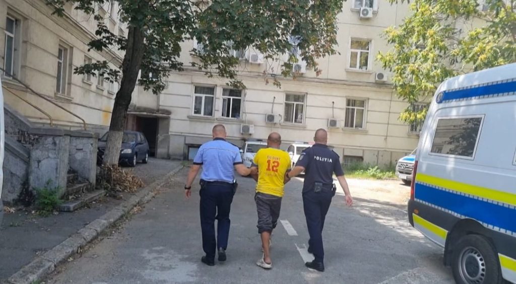Doljeanul acuzat de violarea unei copile de 9 ani rămâne în arest