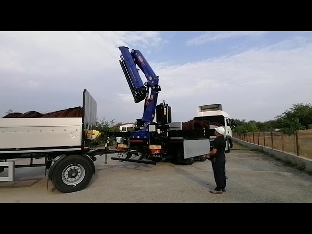 (VIDEO) Încep să vină materialele pentru reconstrucția caselor arse la Drăgotești