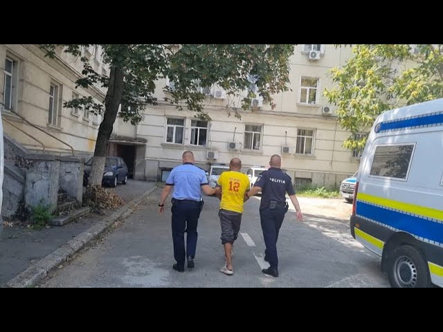 (VIDEO) Un doljean a violat fetiţa concubinei