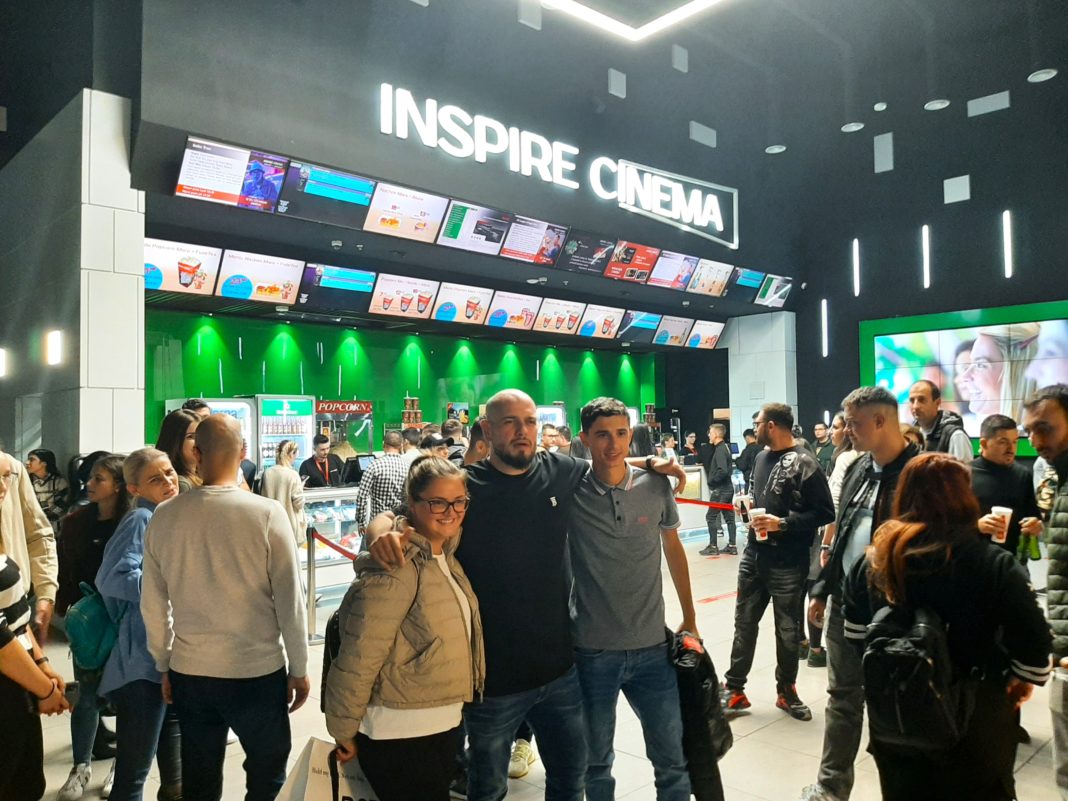 Proiecţia de Gală din Craiova a comediei româneşti 