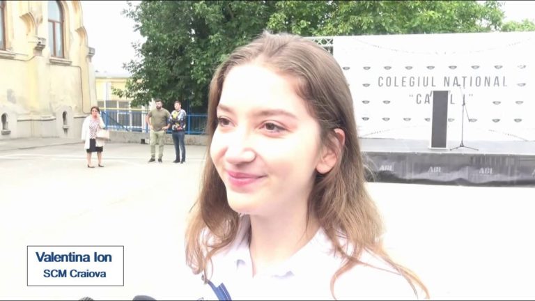 SCM Craiova, alături de copii în prima zi de şcoală! Ion şi Ţibîrnă şi-au adus aminte de copilărie