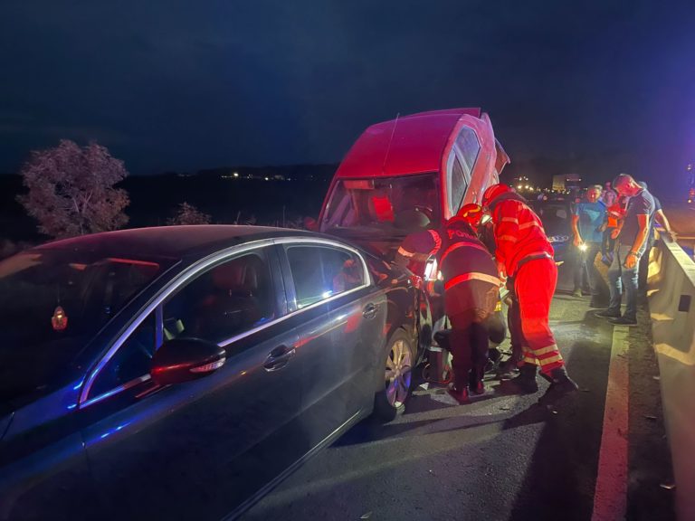 La locul evenimentului au acționat pompierii Detașamentului Slatina