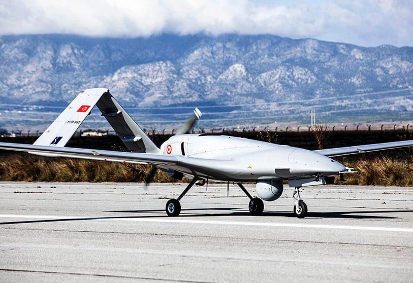 Armata română îşi cumpără 13 drone Bayraktar