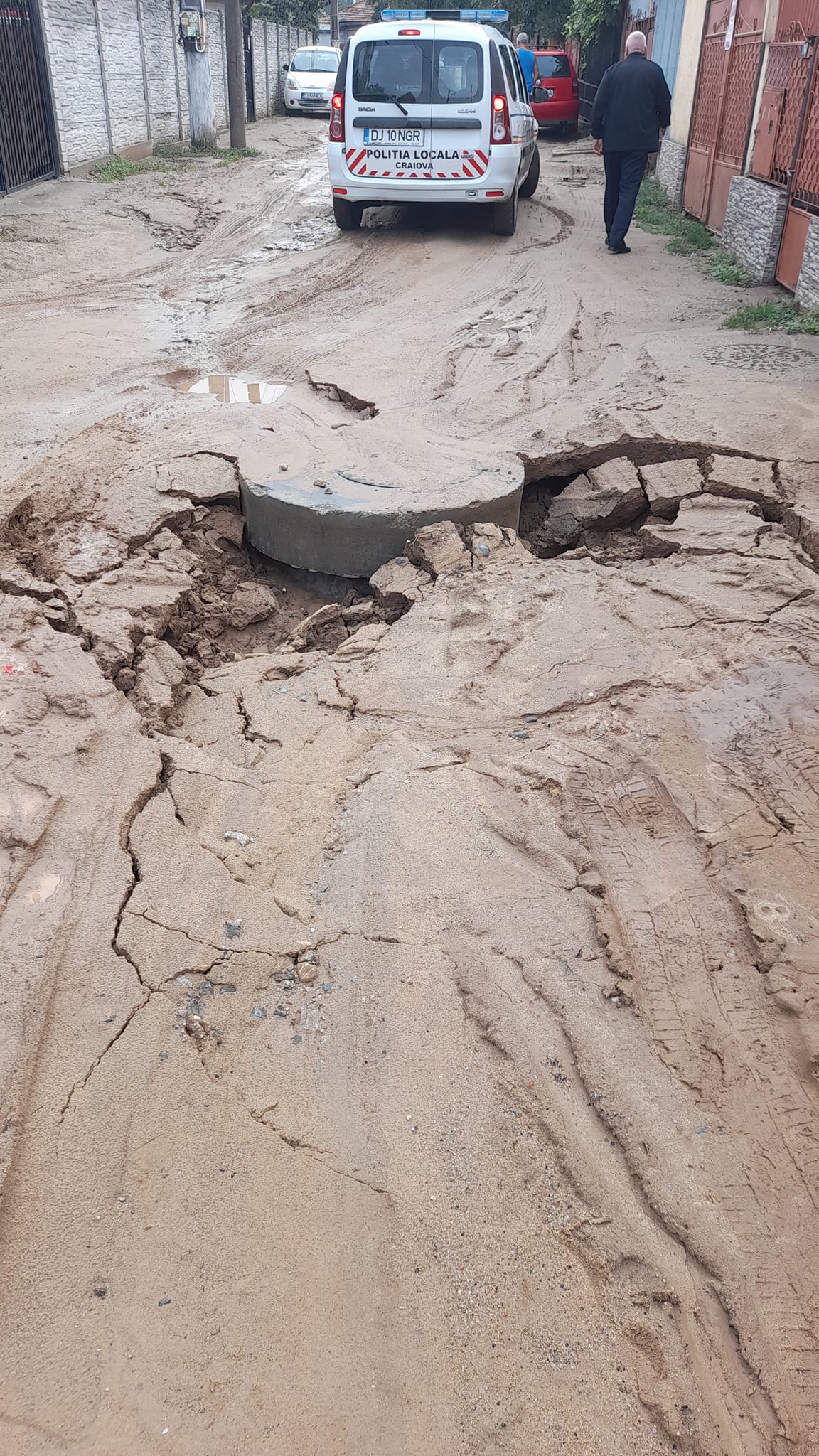 Strada Cantonului, după ploaia de zilele trecute (Foto: Faceboo)