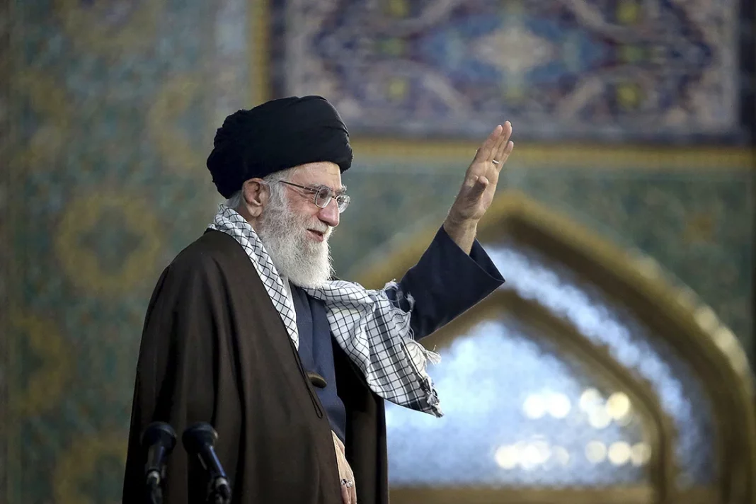 Liderul suprem al Iranului, ayatollahul Khamenei, este grav bolnav