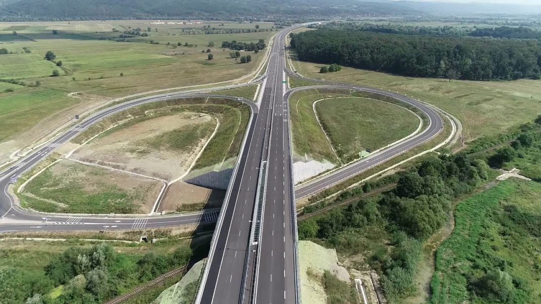 Se vor construi ”tuneluri pentru urși” pe Autostrada Lugoj-Deva