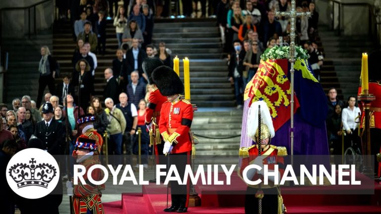 Accesul la coada de aşteptare pentru a vedea sicriul reginei Elisabeta a II-a, suspendat