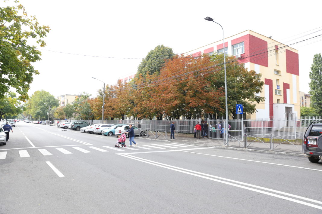 Trecerea de pietoni, unde a fost lovită o elevă din Craiova, fără limitatoare de viteză