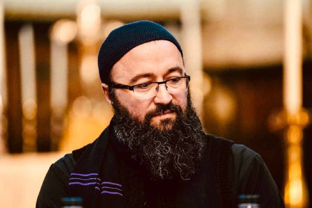 Fostul preot Visarion Alexa, condamnat cu suspendare pentru agresiune sexuală