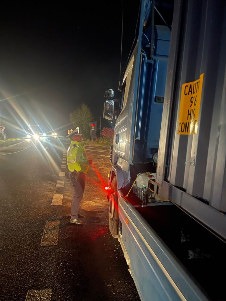 Au fost verificate 387 de autovehicule trasport marfă