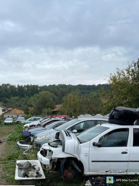 Gorj: Persoană fizică, amendată cu 10.000 de lei pentru dezmembrări auto fără autorizație de mediu