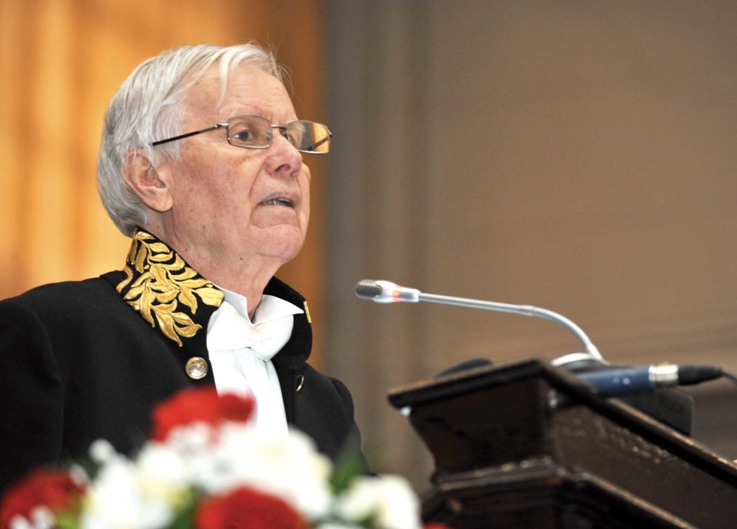 A murit criticul şi istoricul literar Eugen Simion