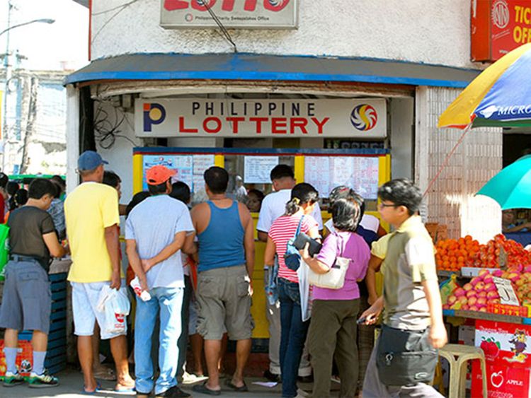 Anchetă în Filipine după ce peste 400 de oameni au câştigat premiul cel mare la loterie