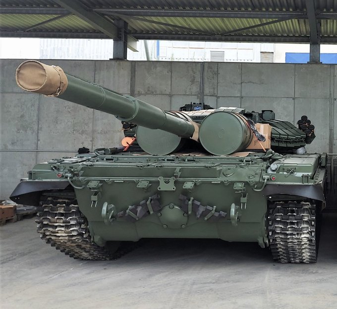 Cehii au făcut chetă ca să cumpere un tanc pentru armata ucraineană