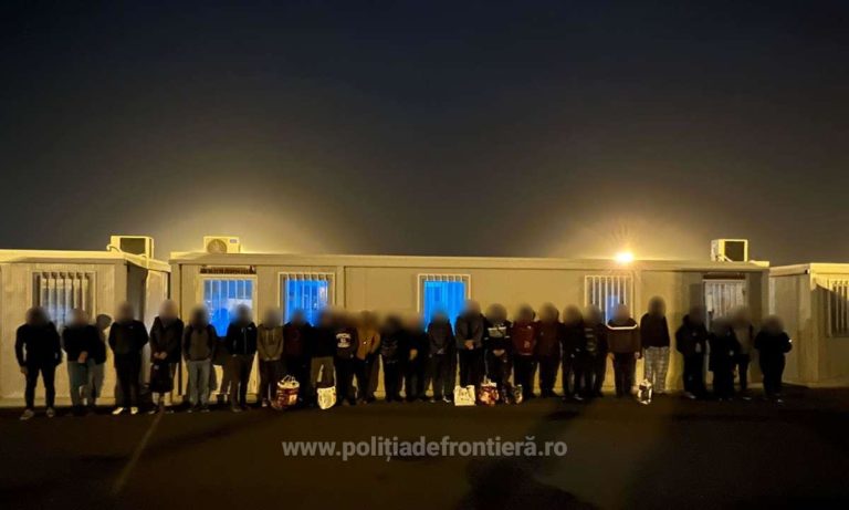 Persoanele au fost preluate și transportate la sediul sectorului pentru cercetări