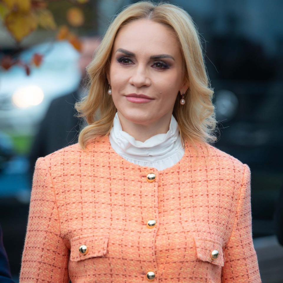 Gabriela Firea, ministrul Familiei, Tineretului și Egalității de Șanse