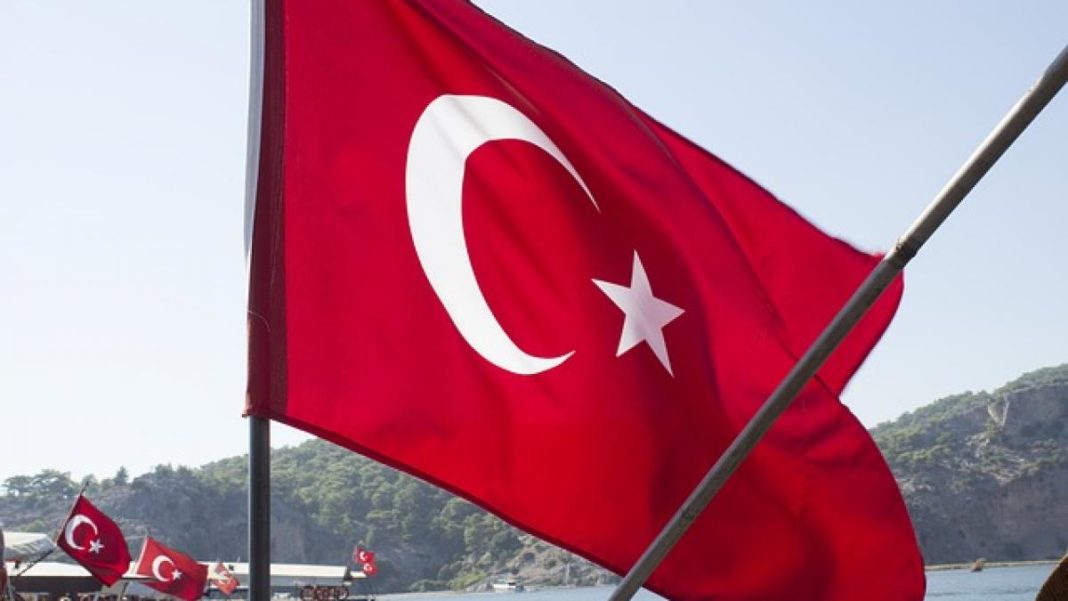 Cel puţin 3 persoane ucise în Turcia, în urma unui atac cu rachete