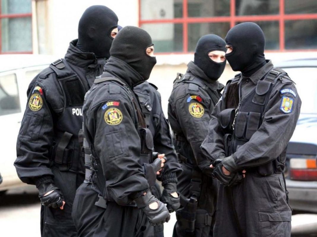 Persoane cercetate pentru delapidare după ce o sumă uriaşă a fost sustrasă din gestiunea unei singure firme