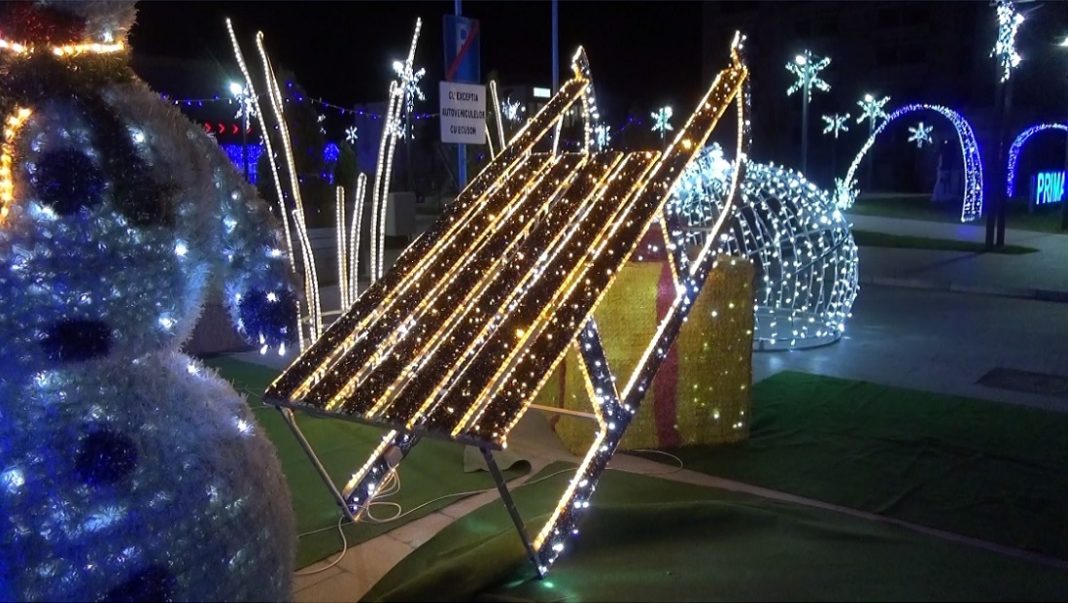luminite craciun O primărie din România renunță la luminițele de sărbători