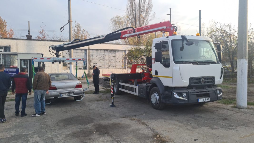 Serviciul Ridicări Auto din Târgu Jiu și-a reluat activitatea după mulți ani de pauză