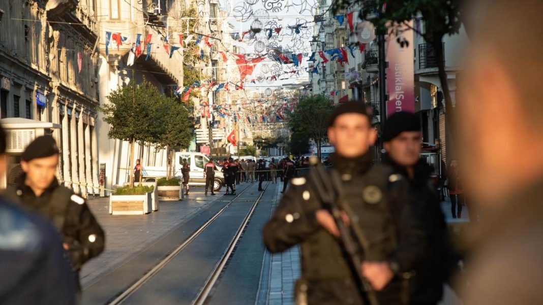 Persoana care a plasat o bombă în Istanbul, arestată