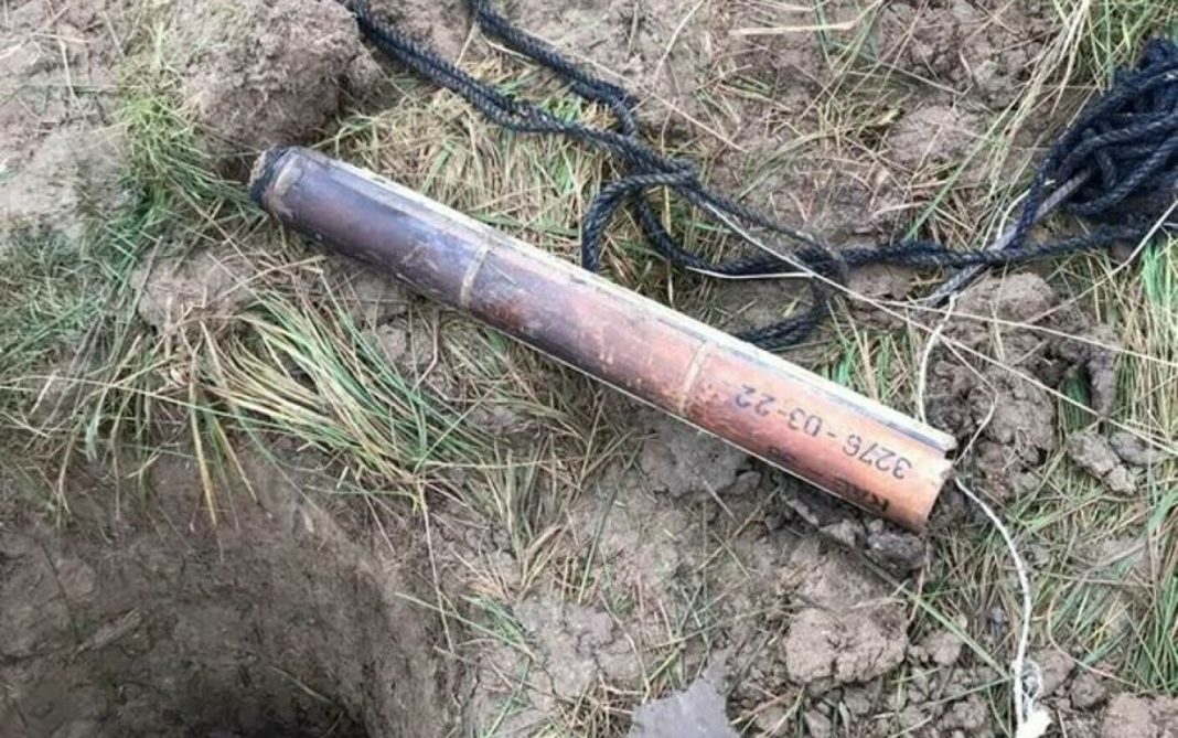 Rachetă antigrindină, căzută pe un câmp din Vâlcea