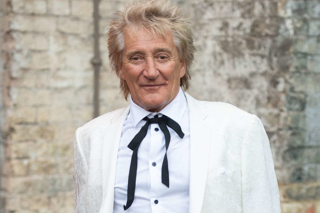 Rod Stewart a refuzat un milion de dolari din raţiuni umanitare