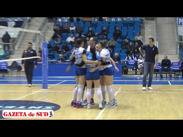 Volei (f) | SCMU Craiova a trecut la pas de U Cluj