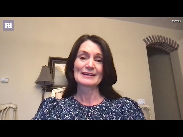 (VIDEO) Femeia de 56 de ani, însărcinată cu copilul propriului fiu, a născut