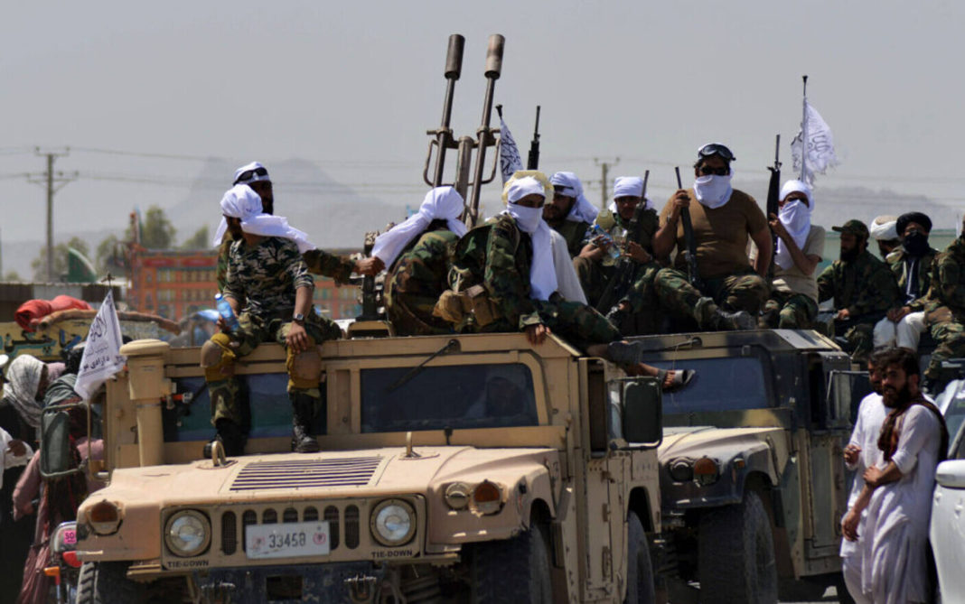 talibanii au promis inițial că vor fi mai moderați și vor permite drepturile femeilor și minorităților