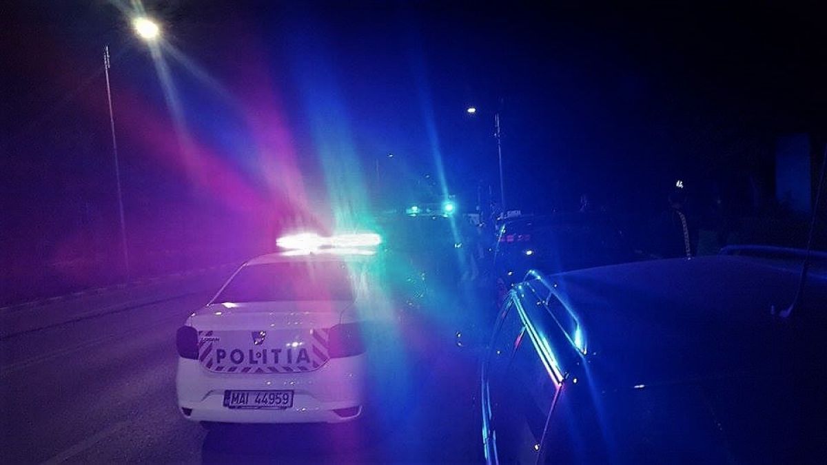 Conducătorul auto a fost testat alcoolscopic, aparatul etilotest indicând o alcoolemie de 1,20 mg/l alcool pur în aerul expirat