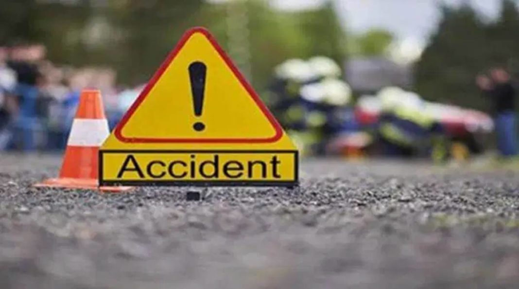 Accident cu patru autoturisme și un TIR pe DN 2