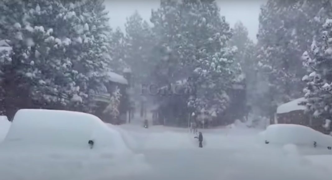 Furtună şi vreme severă în SUA. Cel puţin nouă persoane au murit