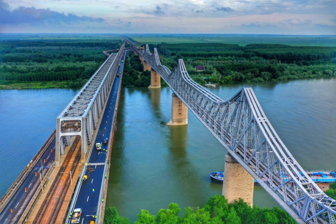 Restricţiile de circulaţie pe podul de la Cernavodă, ridicate