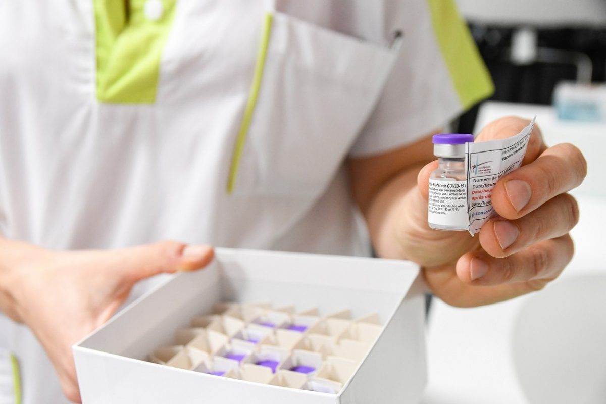 Pfizer a cerut FDA autorizarea vaccinului său anti-Omicron pentru copiii sub 5 ani