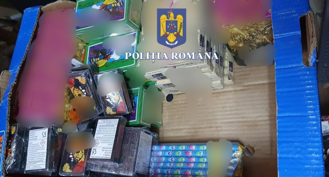 În total au fost ridicate aproximativ 40 de kg de materiale pirotehnice cu o valoare aproximativă de 3500 de lei