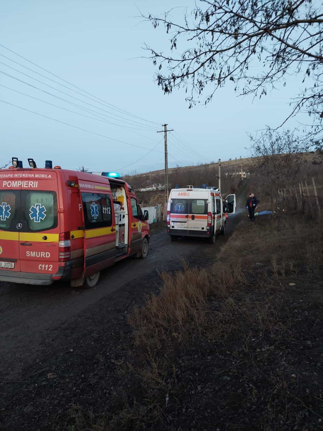 Băiat de 14 ani, înjunghiat mortal de tată