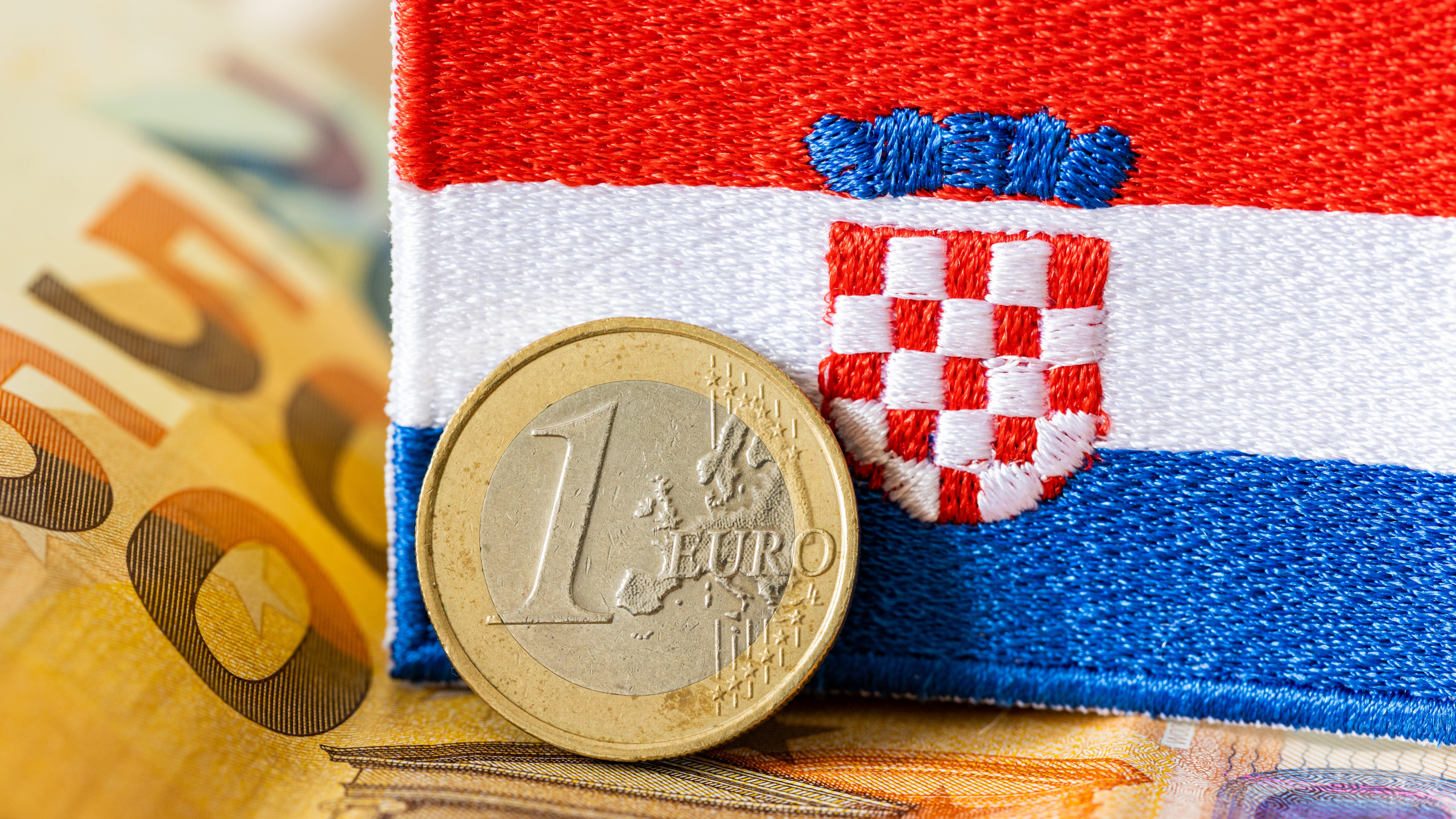Croaţia trece la moneda euro de la 1 ianuarie