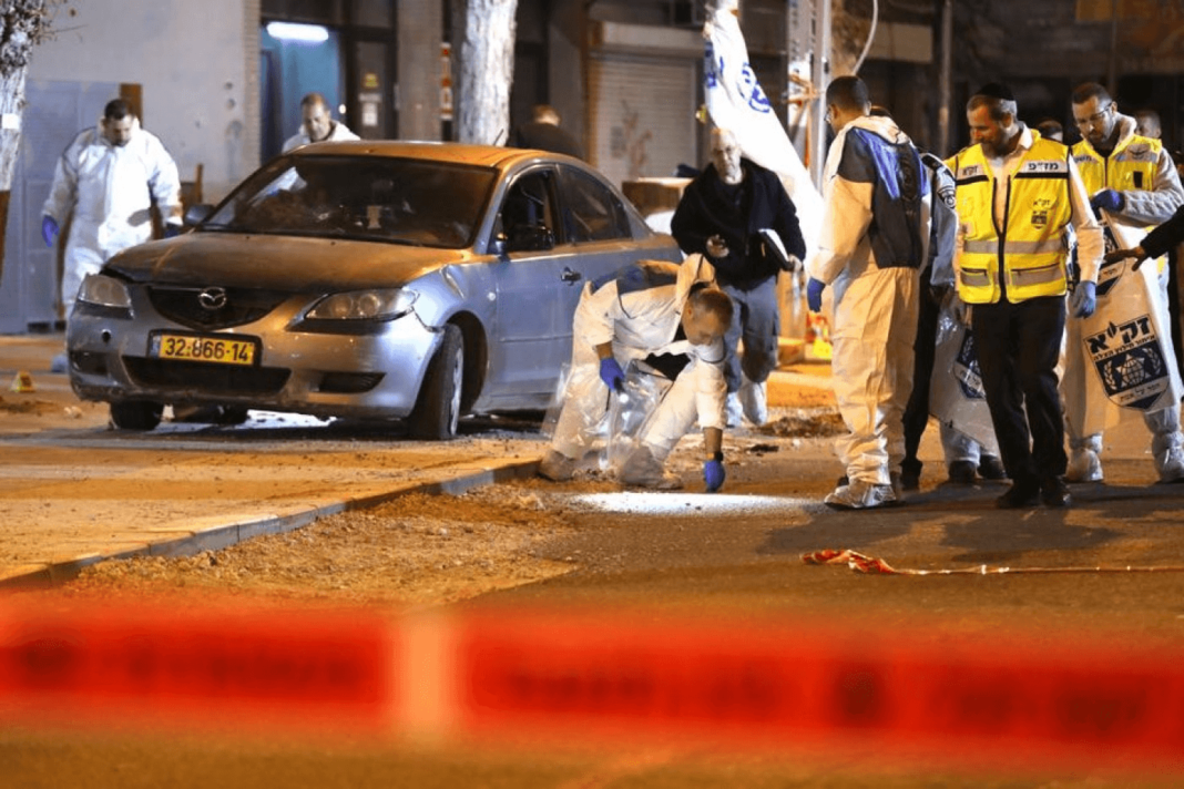 Trei agenţi de poliţie, răniţi într-un atac terorist în Israel