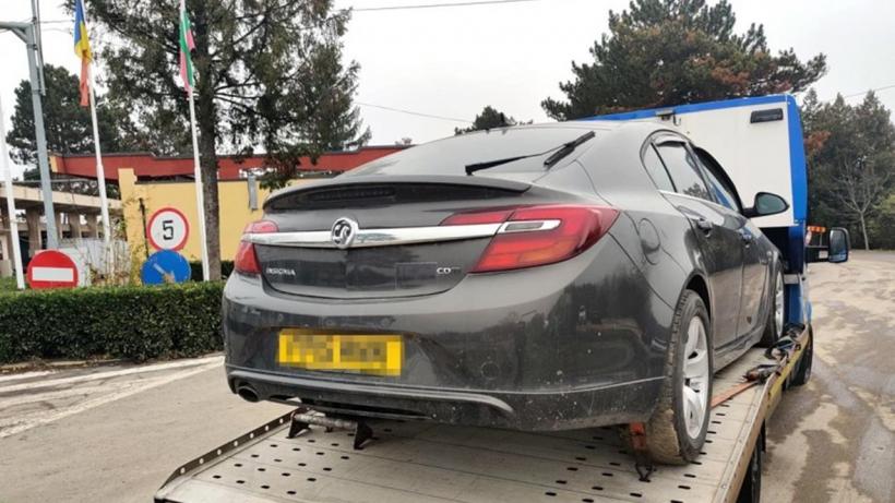 Mașină de 40.000 de euro căutată în Marea Britanie, găsită la vamă