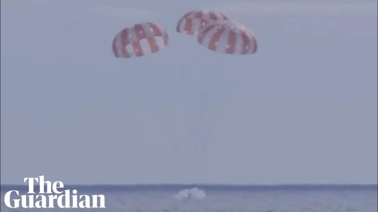 (VIDEO) Capsula Orion a revenit pe Terra